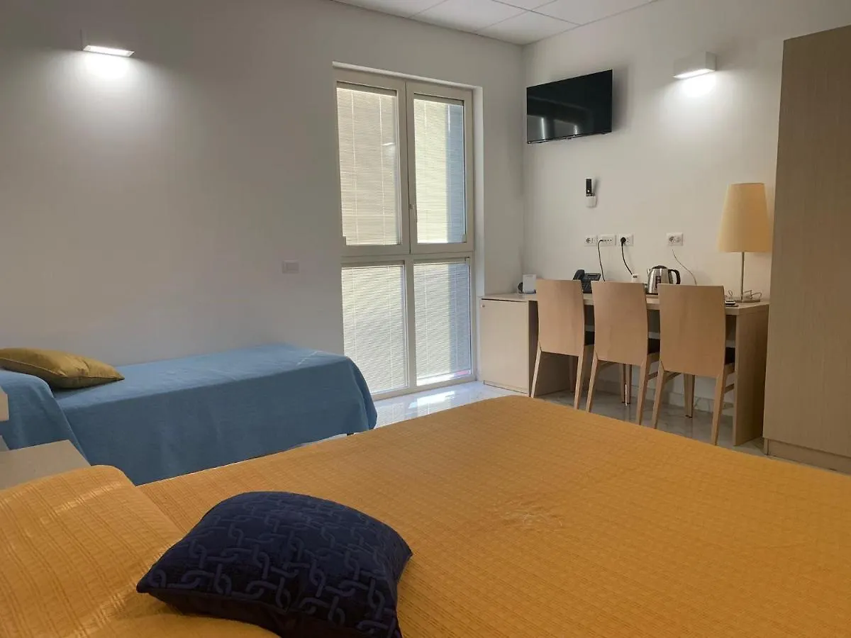 Rooms Alcentro Catania Hotel
